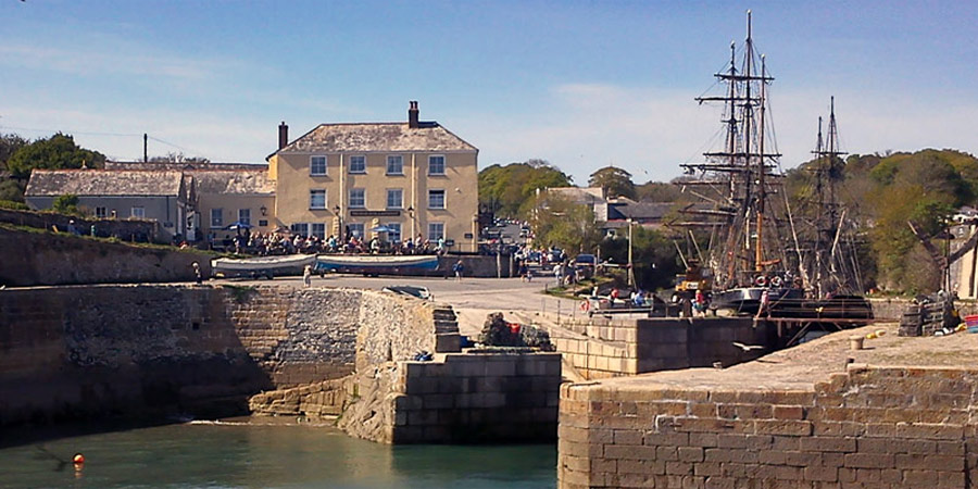 Holidays Mevagissey Cornwall - slide 9